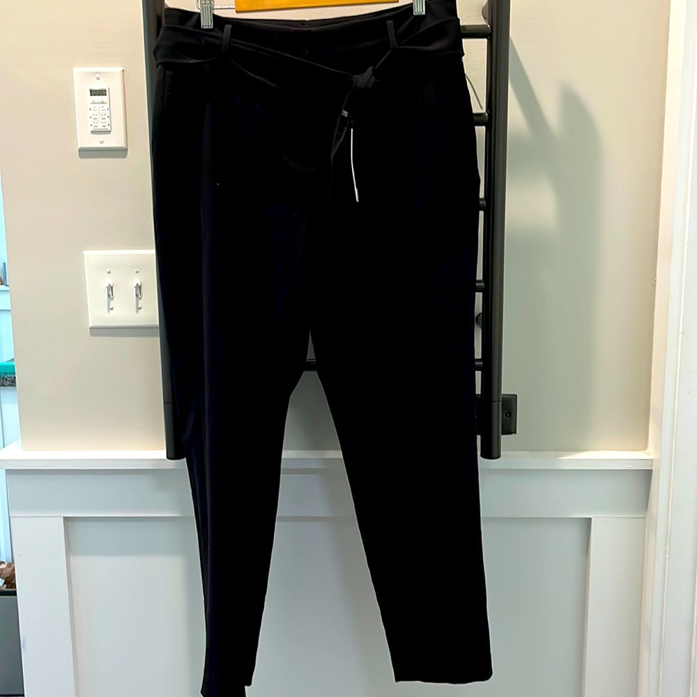 Halogen black straight leg ankle trousers